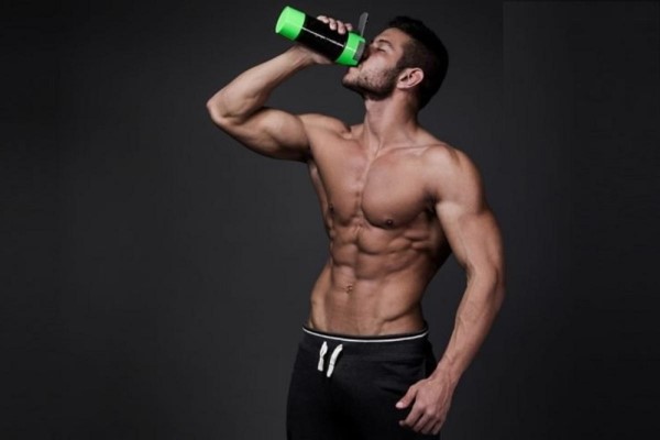 Yếu tố ảnh hưởng đến lượng whey protein nên uống hàng ngày