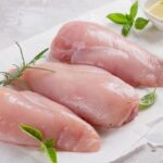 Nửa kg ức gà bao nhiêu protein? Công dụng ức gà đối với sức khỏe