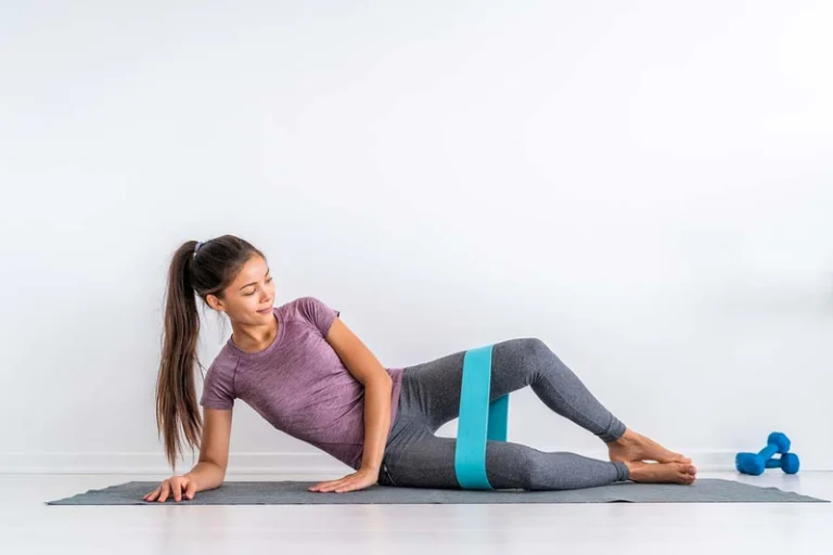 Top 20 các bài tập với dây kháng lực cho nam nữ tại nhà