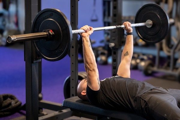 Giải đáp câu hỏi thường gặp về Bench Press