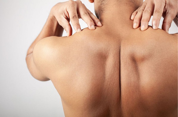 Lưu ý quan trọng để tập cơ cầu vai hiệu quả và an toàn