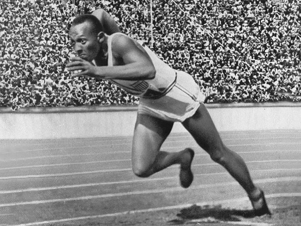 Jesse Owens và Olympic Berlin 1936